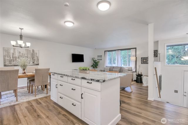 19206 54th Street E, Lake Tapps, WA 98391