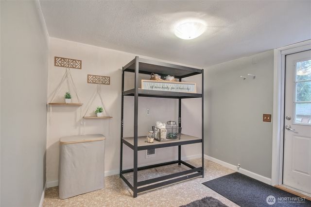 19206 54th Street E, Lake Tapps, WA 98391