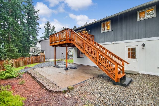 19206 54th Street E, Lake Tapps, WA 98391