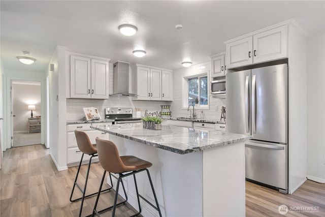 19206 54th Street E, Lake Tapps, WA 98391