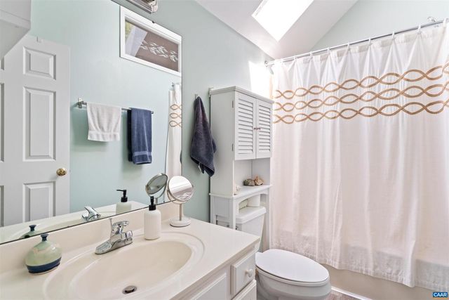 252 LARKSPUR WAY, Charlottesville, VA 22902