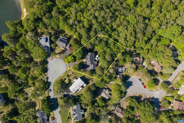 252 LARKSPUR WAY, Charlottesville, VA 22902