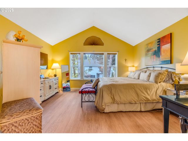 9535 Sw CHERRY Ln, Tualatin, OR 97062