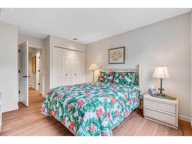9535 Sw CHERRY Ln, Tualatin, OR 97062