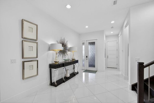 5630 Delacroix Terrace, Palm Beach Gardens, FL 33418