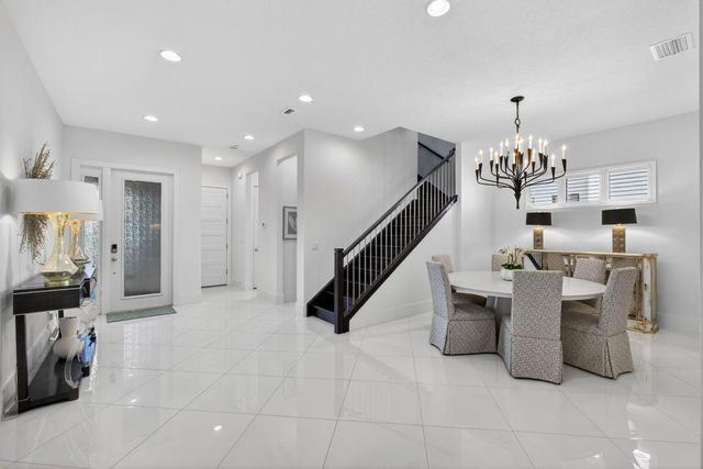 5630 Delacroix Terrace, Palm Beach Gardens, FL 33418