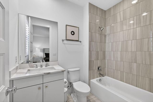 5630 Delacroix Terrace, Palm Beach Gardens, FL 33418