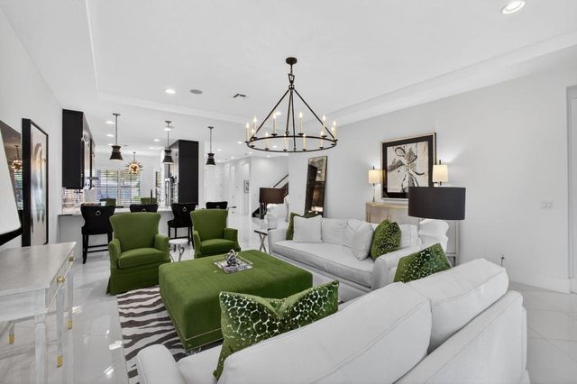 5630 Delacroix Terrace, Palm Beach Gardens, FL 33418