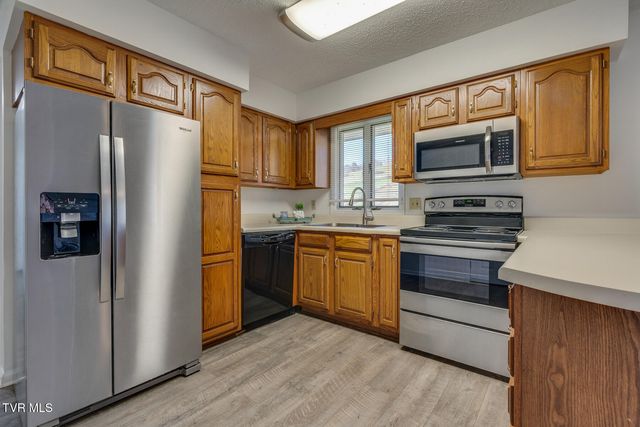 523 Mount Zion Road, Church Hill, TN 37642