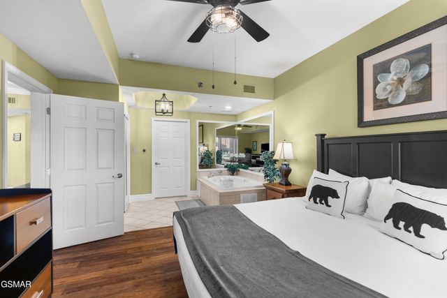 215 Woliss Lane, Gatlinburg, TN 37738