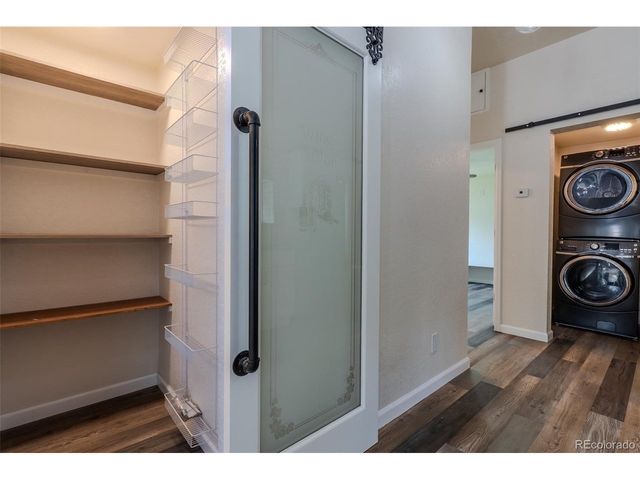830 S Harlan St, Lakewood, CO 80226