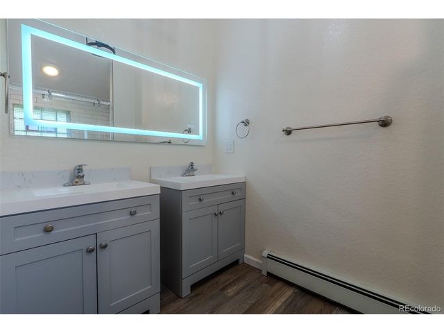 830 S Harlan St, Lakewood, CO 80226