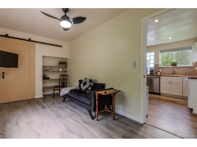 830 S Harlan St, Lakewood, CO 80226