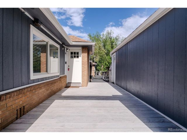 830 S Harlan St, Lakewood, CO 80226