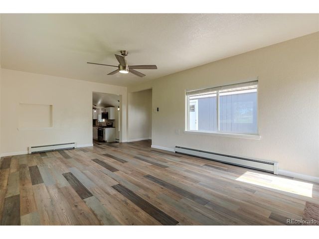 830 S Harlan St, Lakewood, CO 80226