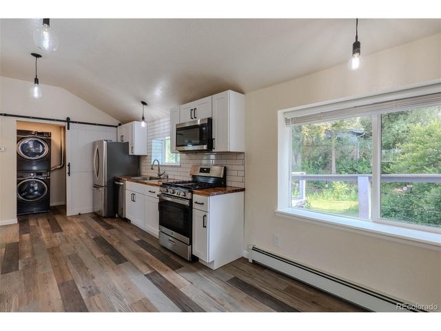830 S Harlan St, Lakewood, CO 80226