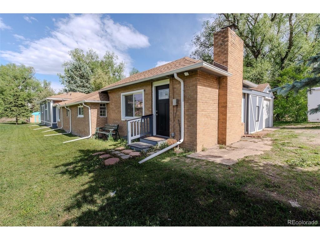 830 S Harlan St, Lakewood, CO 80226
