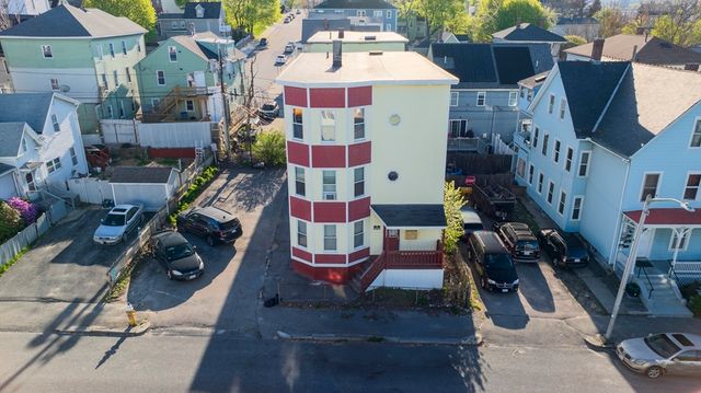 14 Mendon St, Worcester, MA 01604