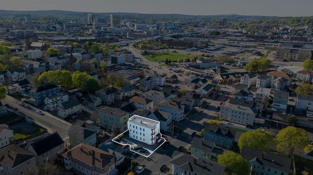 14 Mendon St, Worcester, MA 01604