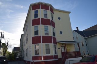 14 Mendon St, Worcester, MA 01604