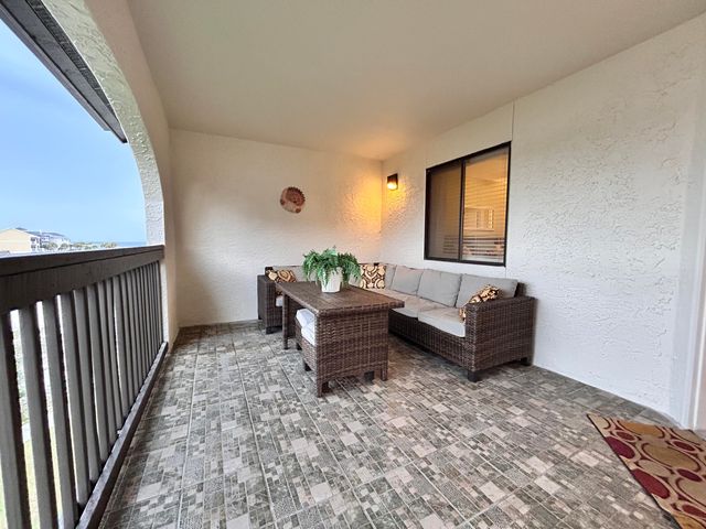 7453 Sunset Harbor Drive APT 2-303, Navarre, FL 32566