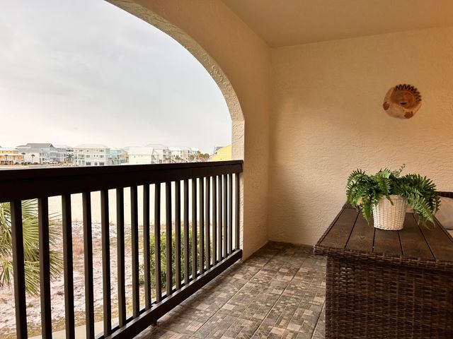 7453 Sunset Harbor Drive APT 2-303, Navarre, FL 32566