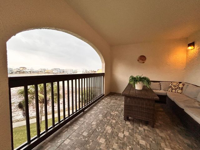 7453 Sunset Harbor Drive APT 2-303, Navarre, FL 32566