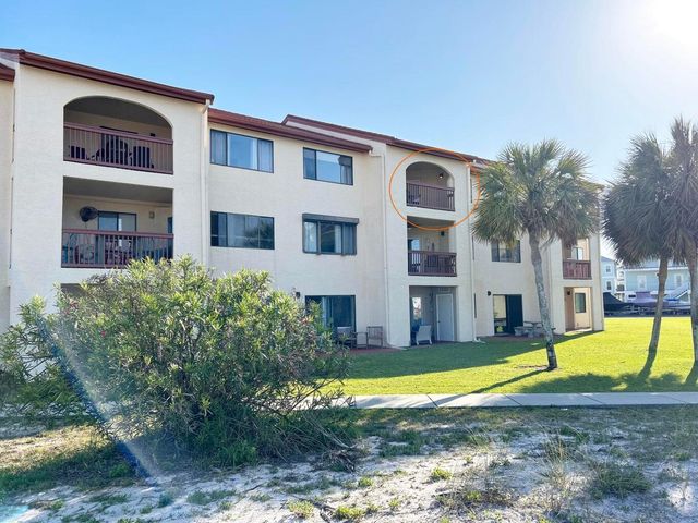 7453 Sunset Harbor Drive APT 2-303, Navarre, FL 32566