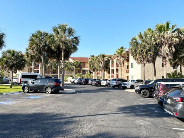 7453 Sunset Harbor Drive APT 2-303, Navarre, FL 32566