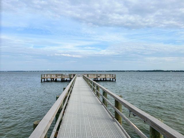 7453 Sunset Harbor Drive APT 2-303, Navarre, FL 32566