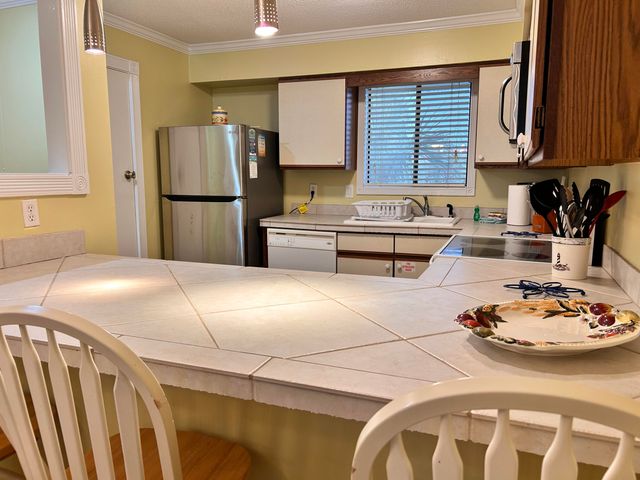 7453 Sunset Harbor Drive APT 2-303, Navarre, FL 32566