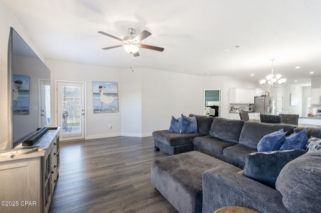 113 Ridgeway Circle, Crestview, FL 32536