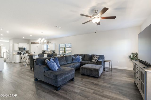 113 Ridgeway Circle, Crestview, FL 32536