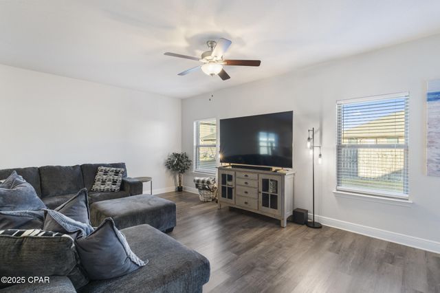 113 Ridgeway Circle, Crestview, FL 32536