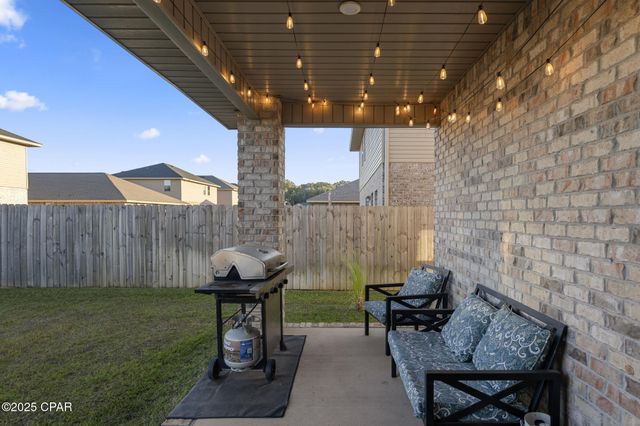 113 Ridgeway Circle, Crestview, FL 32536