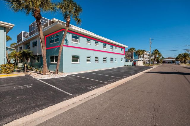 6000 2ND STREET E 6, St Pete Beach, FL 33706