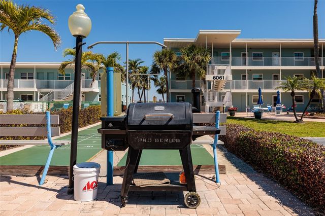 6000 2ND STREET E 6, St Pete Beach, FL 33706