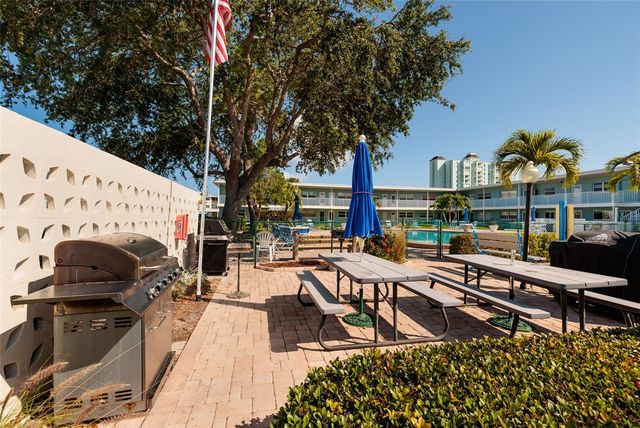 6000 2ND STREET E 6, St Pete Beach, FL 33706