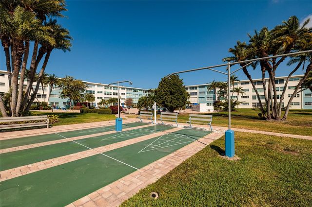 6000 2ND STREET E 6, St Pete Beach, FL 33706