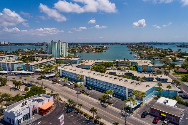 6000 2ND STREET E 6, St Pete Beach, FL 33706