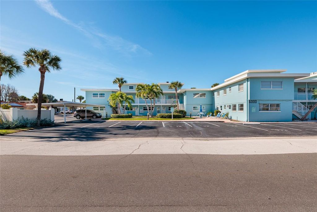 6000 2ND STREET E 6, St Pete Beach, FL 33706