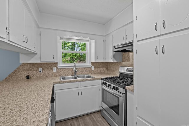 9212 Cynthia Drive, Little Rock, AR 72205
