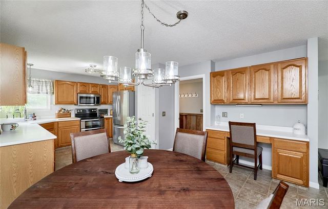 299 Heady Spring Lane, Troy, MO 63379