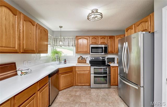 299 Heady Spring Lane, Troy, MO 63379