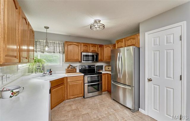 299 Heady Spring Lane, Troy, MO 63379