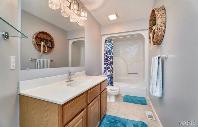 299 Heady Spring Lane, Troy, MO 63379