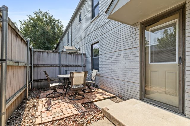 4944 N Hall Street, Dallas, TX 75235