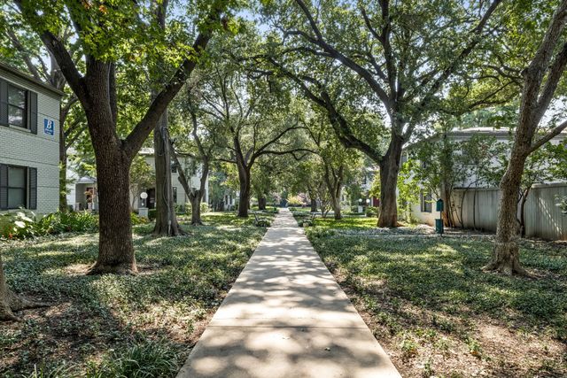 4944 N Hall Street, Dallas, TX 75235