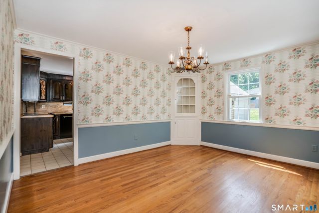 1 Foothills Way, Bloomfield, CT 06002
