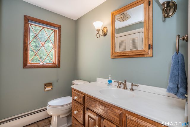 1 Foothills Way, Bloomfield, CT 06002